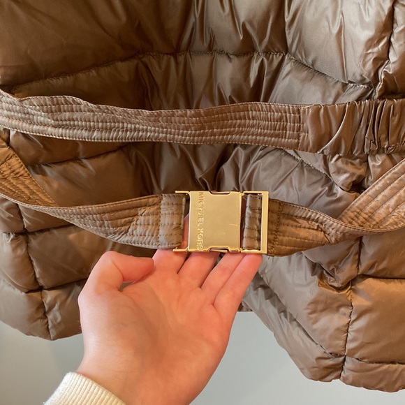Michael Kors Puffer Jacket (M) - Picture 9 of 10